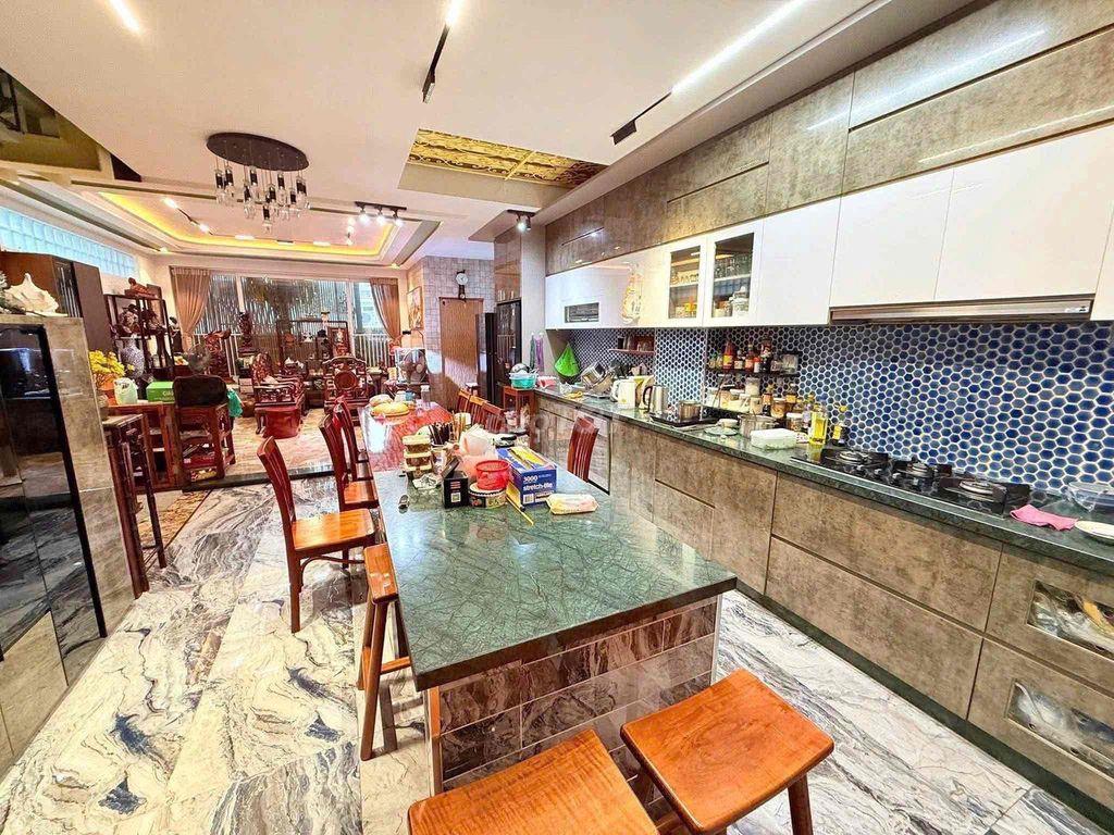 Bán nhà F9 Vũng Tàu khu đường nội bộ ôt tránh nhau giá 13ty9