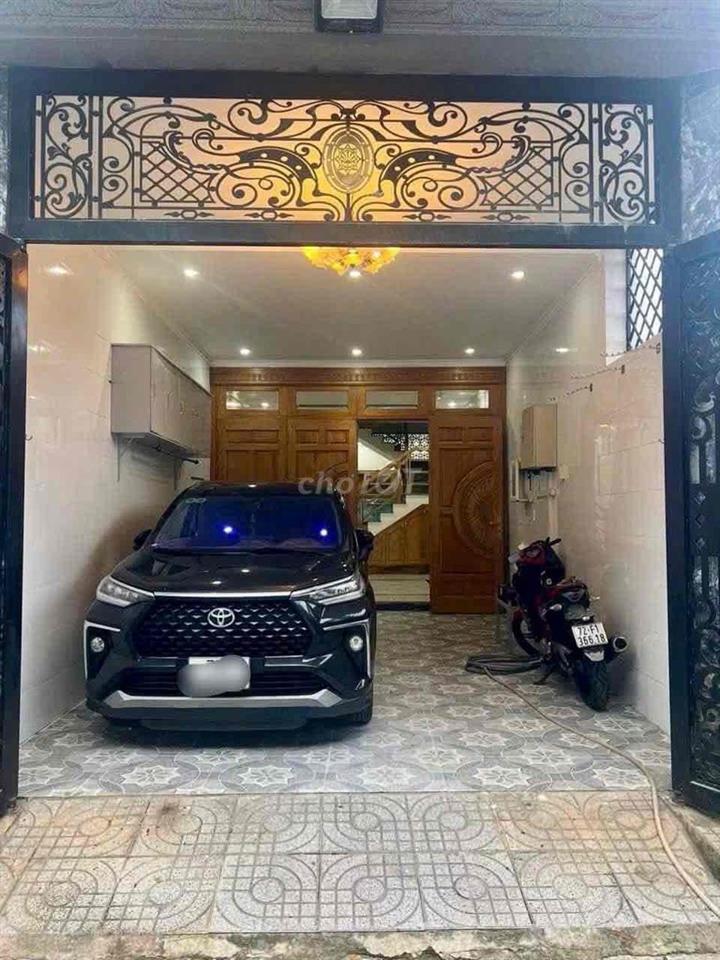 Bán nhà 1tr3l gara oto LÊ LỢI GIÁ 7tỷ8 Lh ***