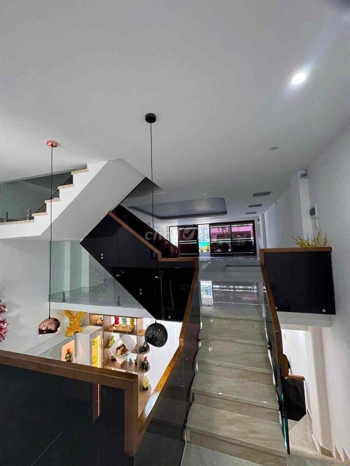 bán nhà mặt tiền đồ chiểu dt 71m2 giá 15ty7 Lh ***