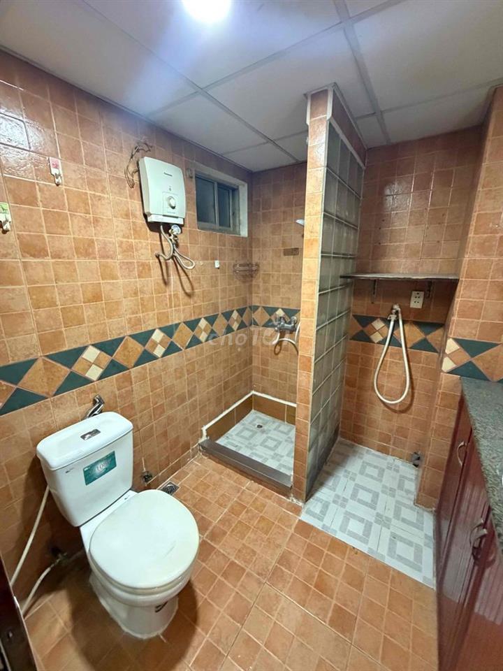 TÌM BẠN NỮ Ở GHÉP (NGÃ TƯ HÀNG XANH)
