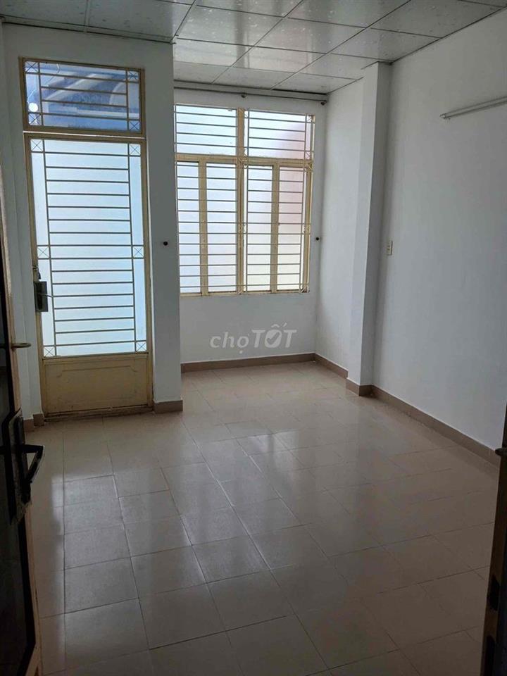 Nhà 3 tầng, 4 phòng ngũ, 3 toilet Phạm Ngũ Lão, GV