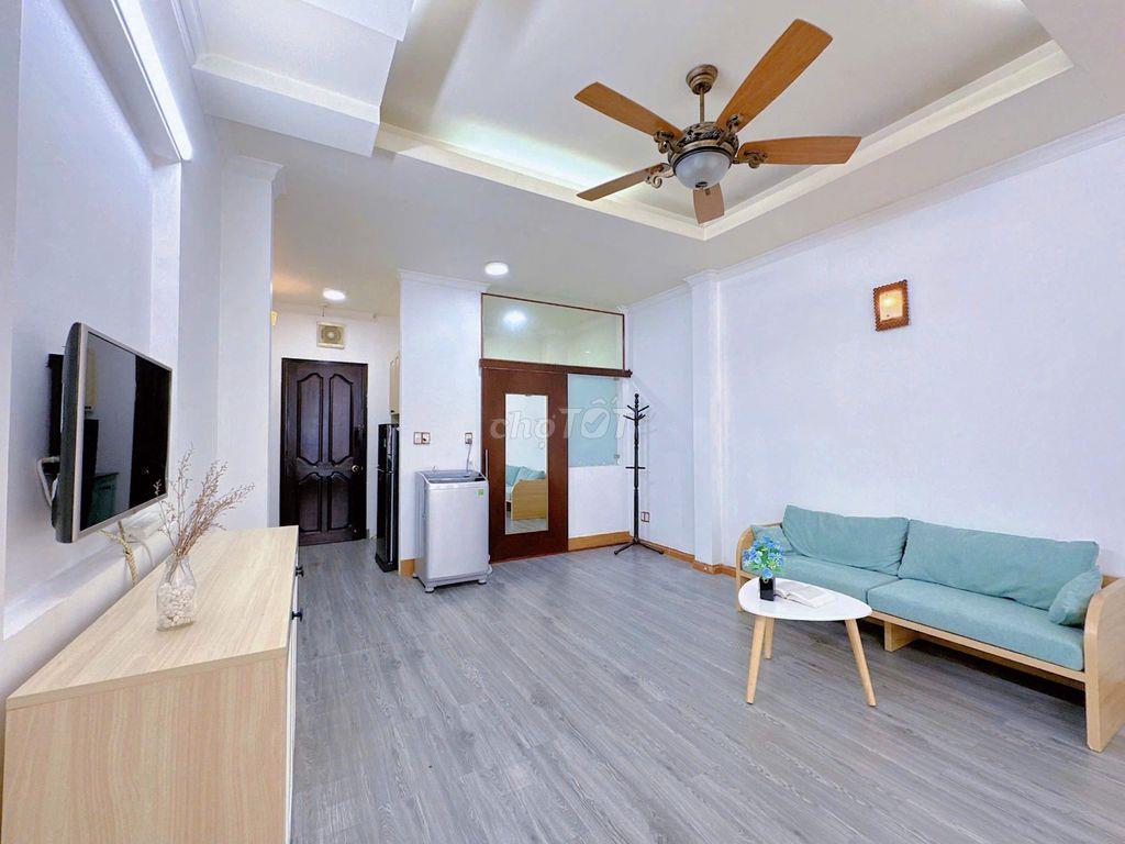 1 CĂN HỘ NẰM NGAY TRUNG TÂM THÀNH PHỐ FULL NỘI THẤT SIÊU ĐẸP