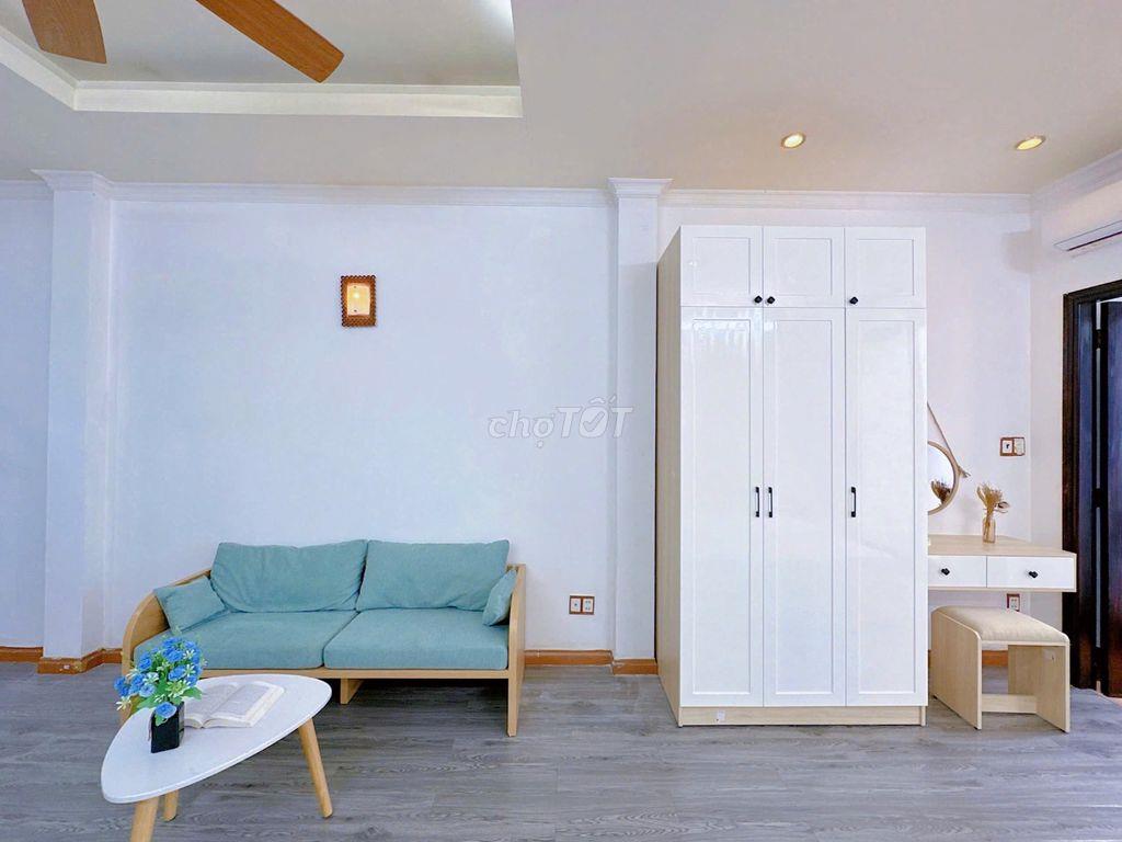 1 CĂN HỘ NẰM NGAY TRUNG TÂM THÀNH PHỐ FULL NỘI THẤT SIÊU ĐẸP