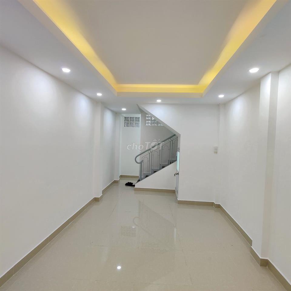 BÁN NHÀ ĐƯỜNG BÀ HẠT- BTCT 1 TRỆT 2 LẦU - 4 PN 2 WC VỪA Ở VỪA CHO THUÊ