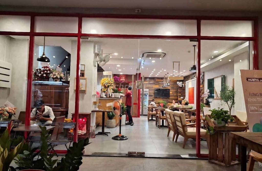 Sang gấp quán Hương Cafe & Ăn uống - Lượng khách ổn định, HĐ 2029