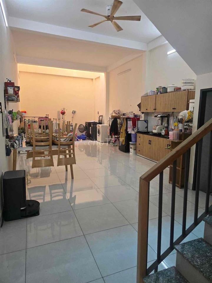 🏡 **NHÀ PHỐ HIỆN ĐẠI 4 TẦNG – GARAGE Ô TÔ – FULL NỘI THẤT CAO CẤP CHÂU