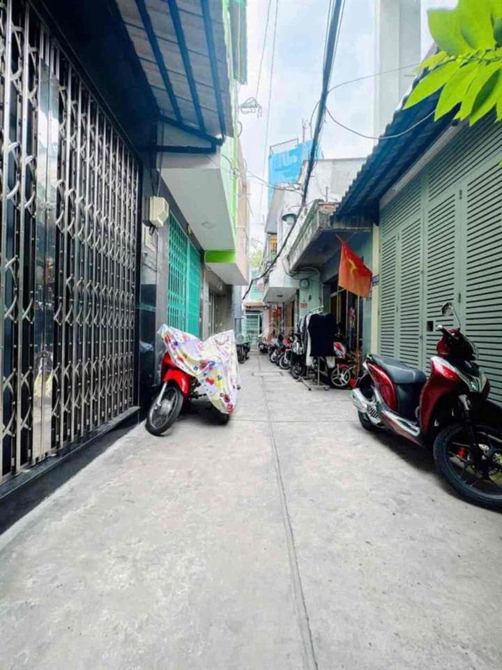 🏠 NHÀ ĐẸP CHÁNH HƯNG – QUẬN 8 | DTSD 72M² | 1 TRỆT 2 LẦU + 1 LỬNG