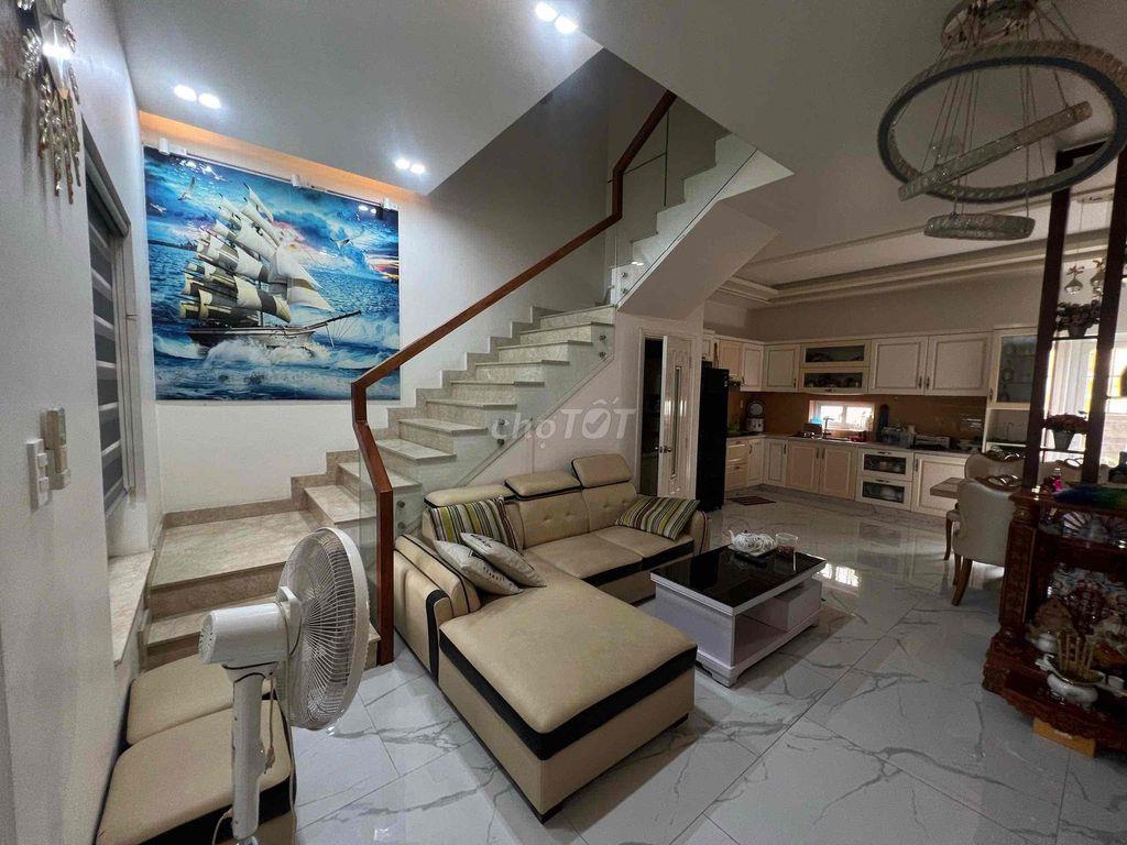 cần bán nhà chính chủ