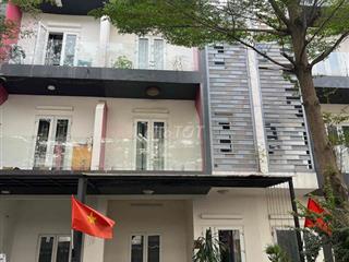 cần bán nhà chính chủ