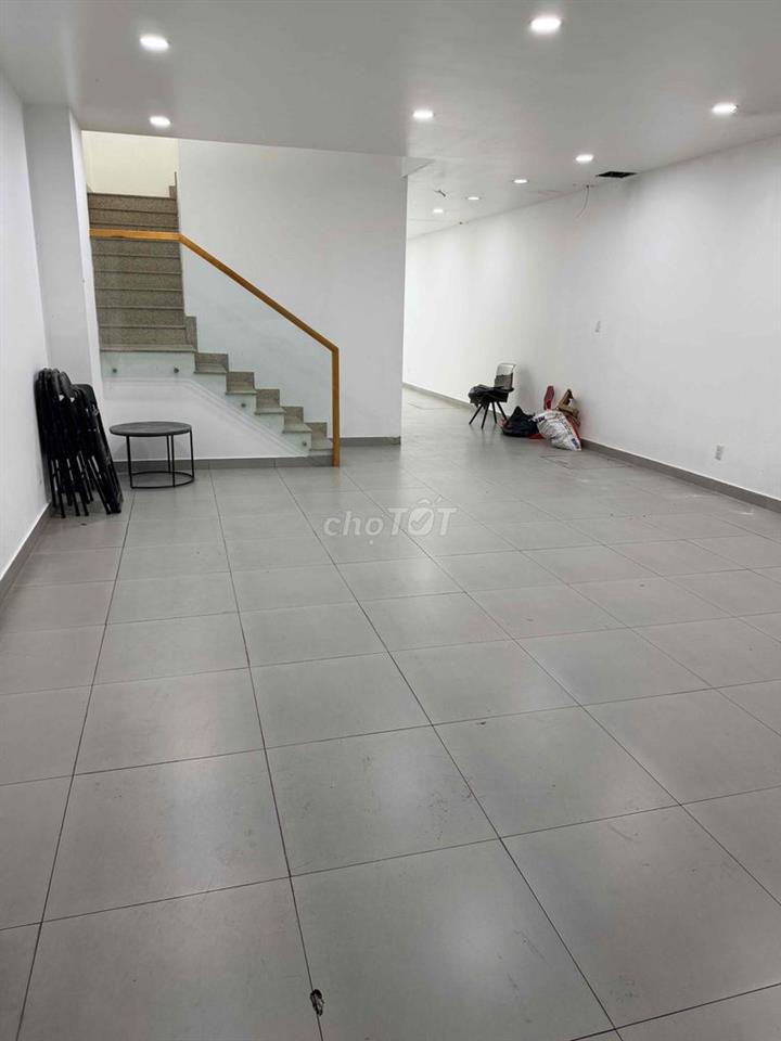 Cho thuê văn phòng hoặc kho hàng khu Sala (50m2)