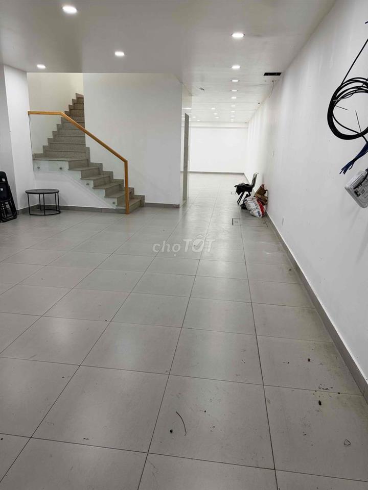 Cho thuê văn phòng hoặc kho hàng khu Sala (50m2)