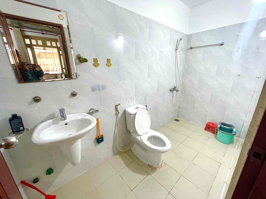 PHÒNG TRỌ 60M2 - SÁT UTH - Ở TỐI ĐA 6 NGƯỜI