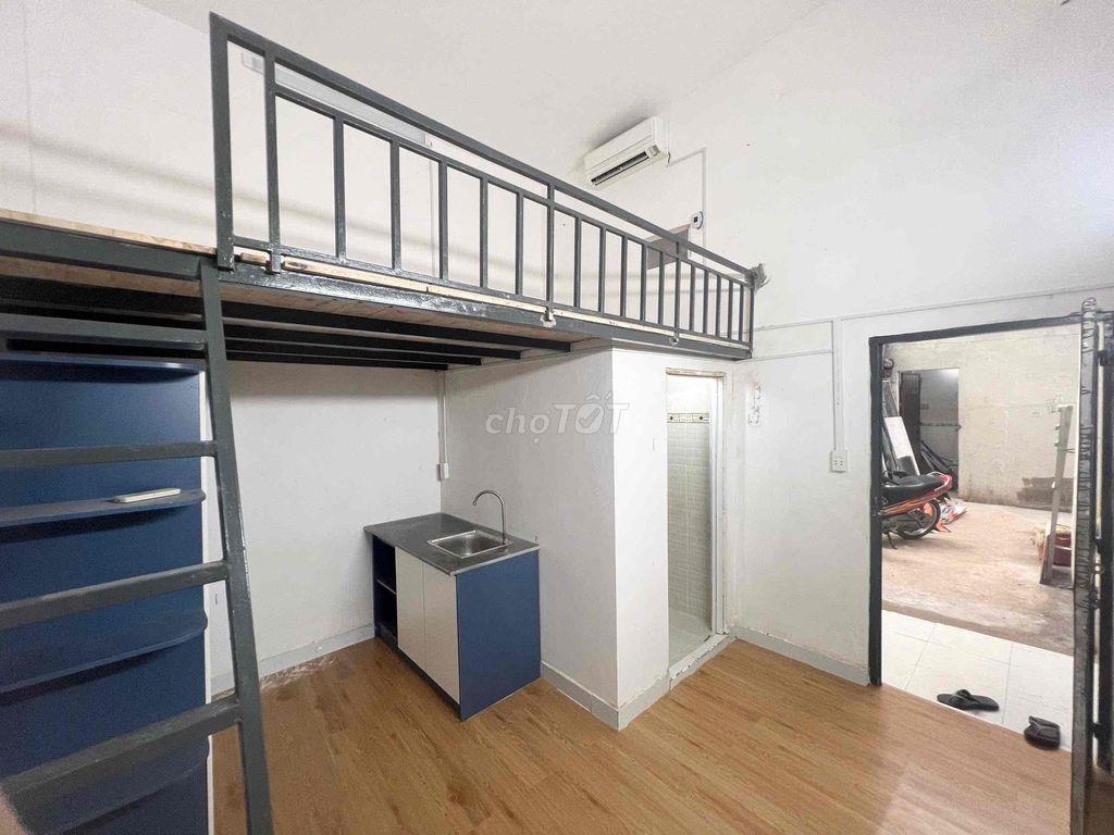 🔥CHO THUÊ PHÒNG GÁC SẴN MÁY LẠNH - Ở 4-5 NGƯỜI GẦN TRẦN NÃO