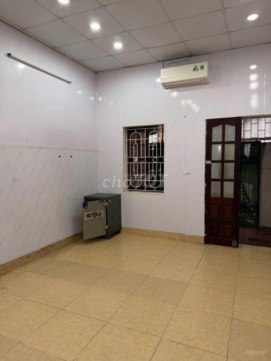 Cần vốn bán gấp đất trung tâm thị trấn Văn Điển cũ - gần Chợ Tứ Hiệp