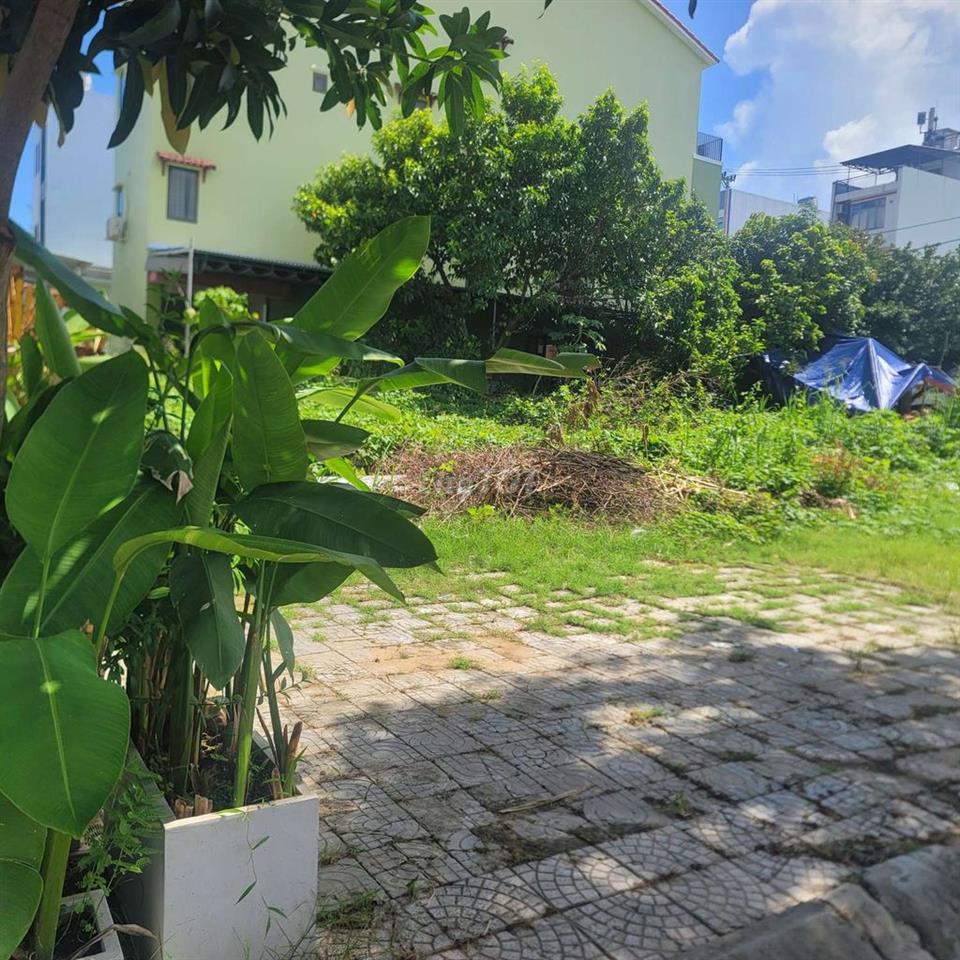 Cho Thuê Đất Ngay Góc Ngã 4 Đoàn Khuê Và Xuân Quỳnh Khu Nam Việt Á