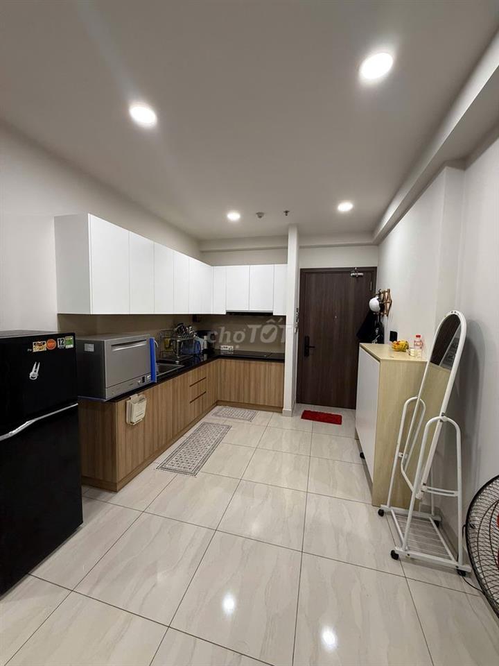 Tìm 1 bạn nữ ở phòng thường trong căn hộ 2PN 1WC