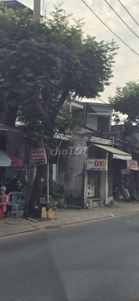 Bán căn nhà nhỏ măt tiền đường