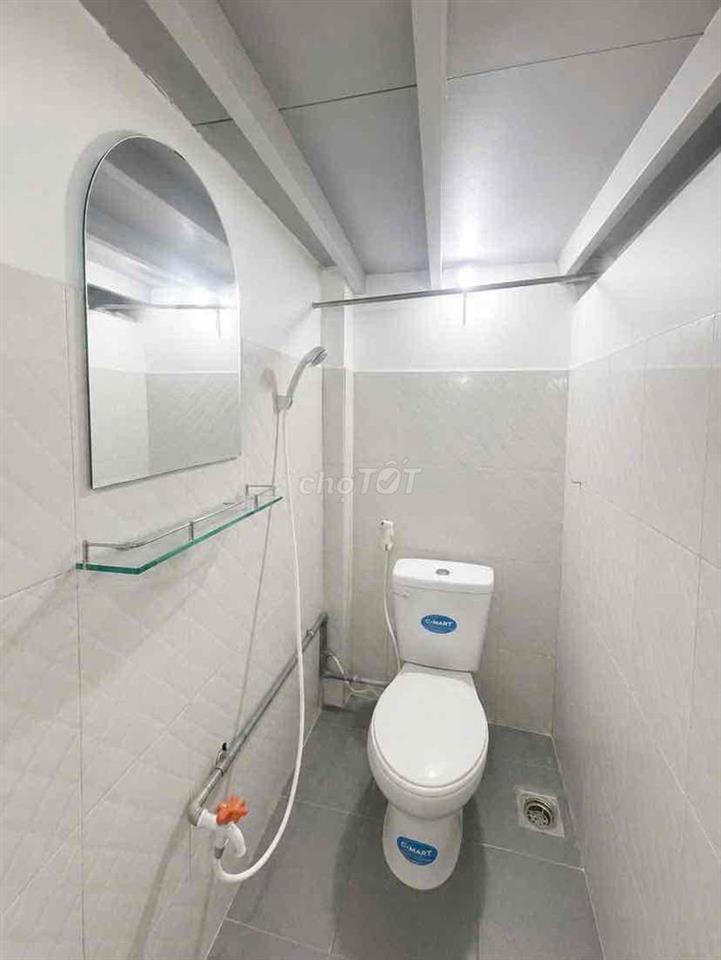 Gần DH Y Phạm Ngọc Thạch