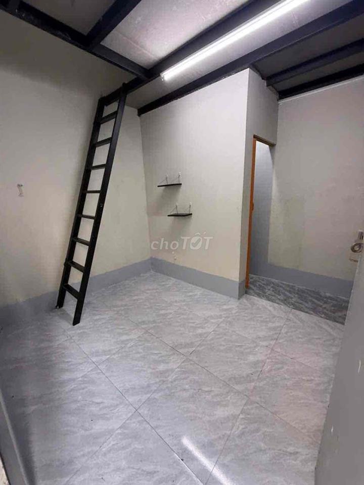 20 đường số 10 - khu CN Lê minh xuân .