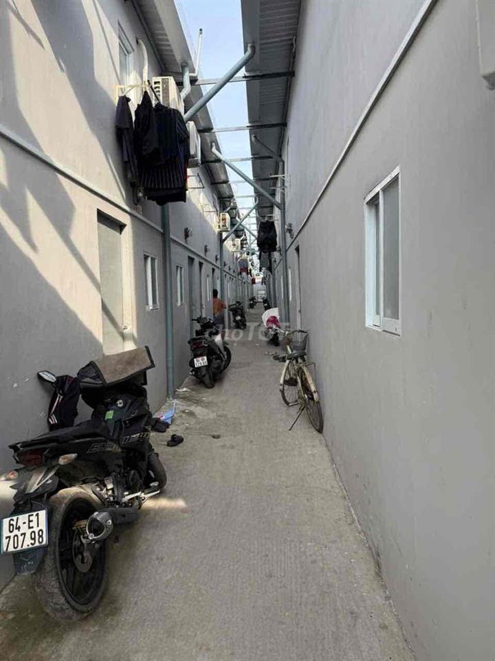20 đường số 10 - khu CN Lê minh xuân .