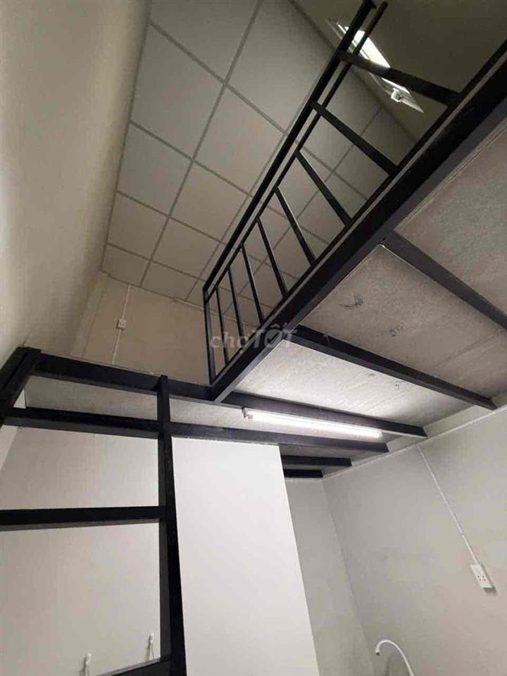 20 đường số 10 - khu CN Lê minh xuân .
