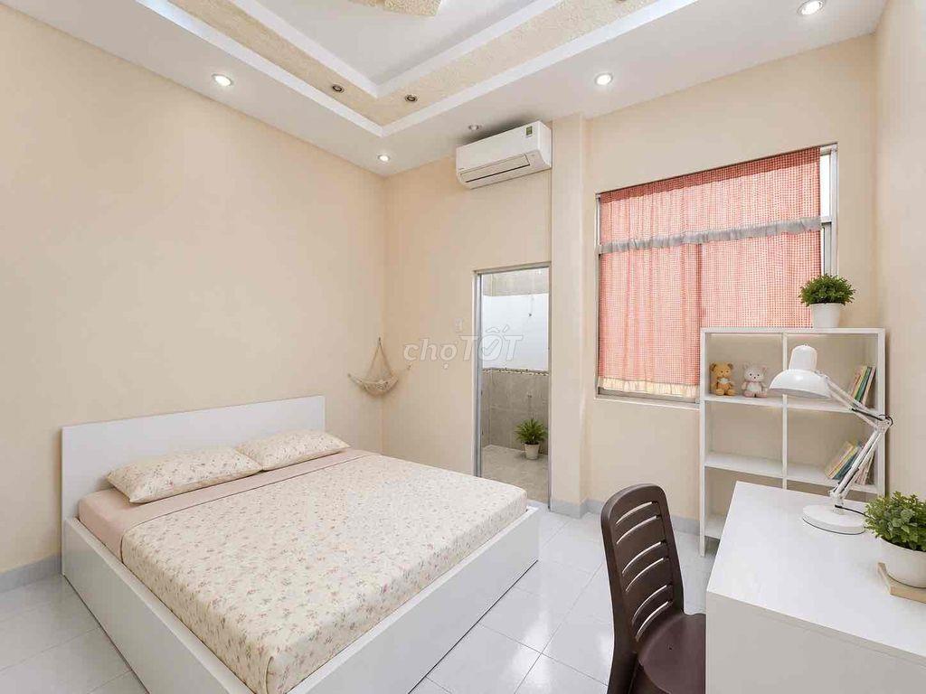 Chính chủ bán nhà mặt tiền hẻm Chợ Phường 25 cách Ung Văn Khiêm 50m