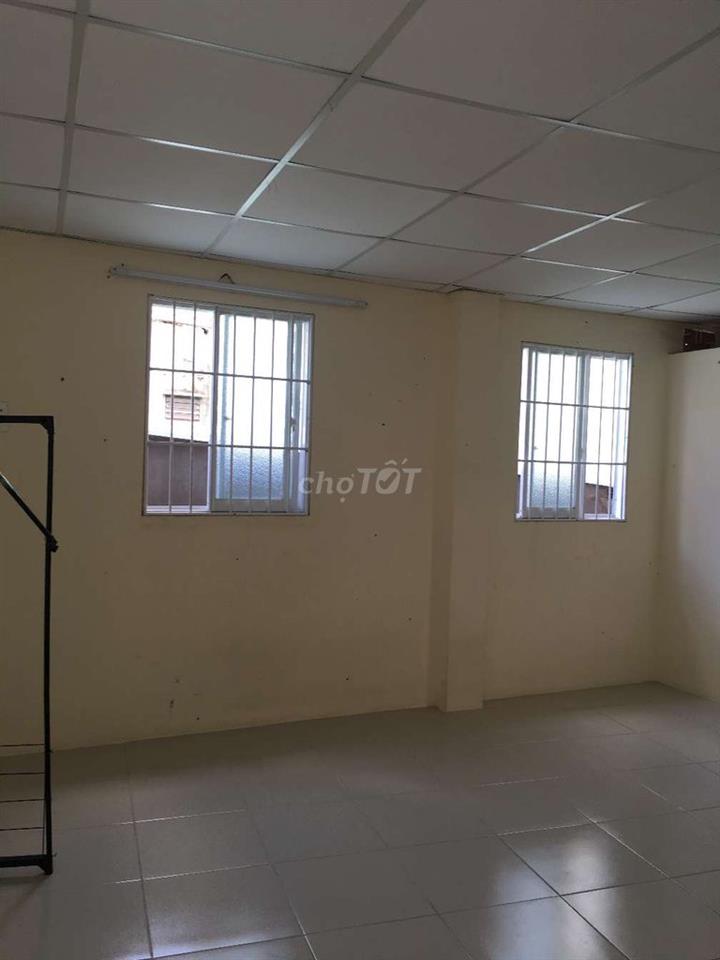 Cho Thuê Phòng Riêng Biệt Bạch Đằng, hẻm 207, điện nước giá rẻ 