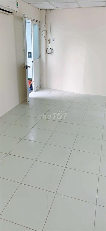 Cho Thuê Phòng Riêng Biệt Bạch Đằng, hẻm 207, điện nước giá rẻ 