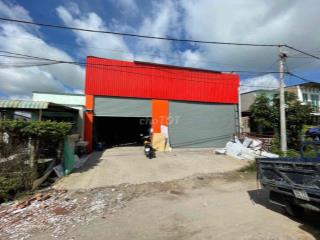 xưởng 400m vuông cần cho thuê