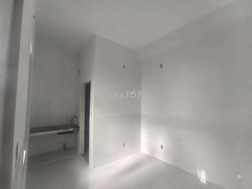 NHÀ MỚI, HỖ TRỢ GIỮ PHÒNG ĐẾN ĐẦU THÁNG 9