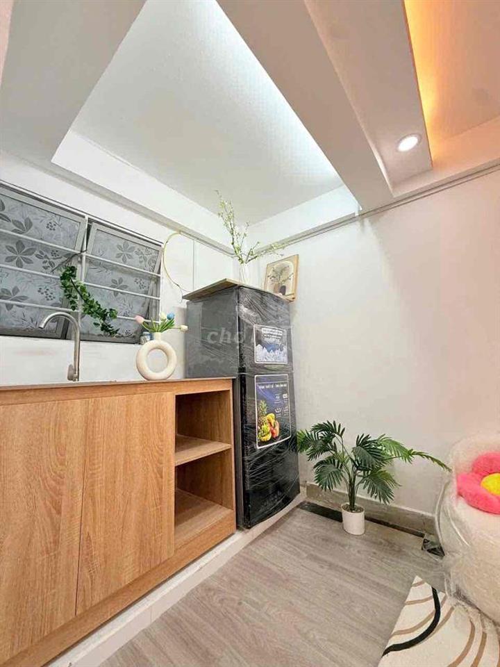 CHỈ VỚI 5TR5 CÓ NGAY 1 PHÒNG NGỦ ĐẦY ĐỦ NỘI THẤT NGAY BẾN THÀNH