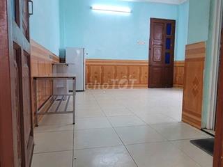 Cho Nữ thuê phòng trọ Cách Mạng Tháng 8, Quận 10