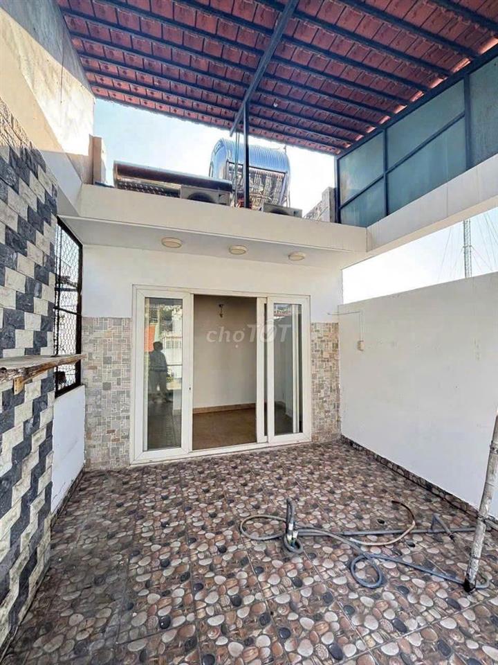 CHO THUÊ NHÀ HẺM XE HƠI AN DƯƠNG VƯƠNG, QUẬN 5 – 26 TRIỆU/THÁNG