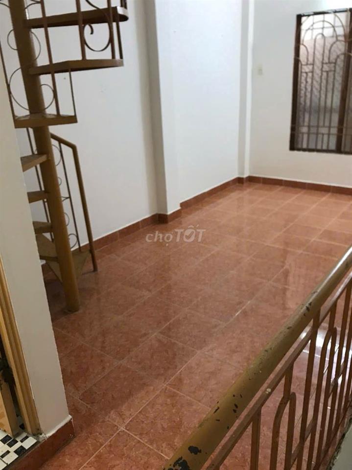 CẦN PASS GẤP HỢP ĐỒNG 1 NĂM NHÀ NGUYÊN CĂN 2PN TÂN BÌNH