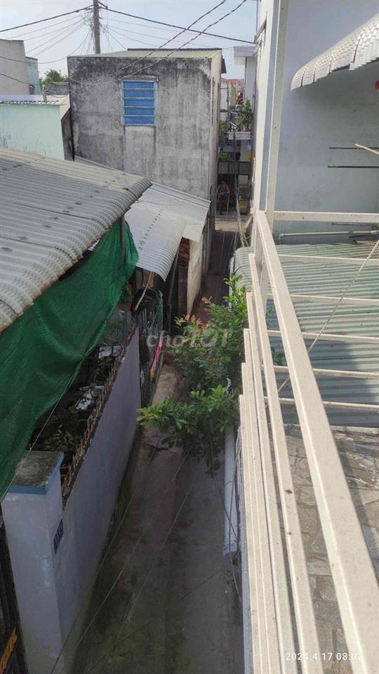 Nhà 1 trệt, 1 lầu kế bên trường cấp 1 Lê Bình, sổ hồng riêng, chín chủ