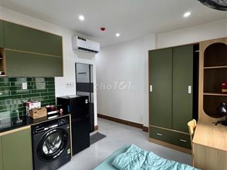🤫 STUDIO "BÓC SEAL" DƯƠNG QUẢNG HÀM: MÁY GIẶT RIÊNG, CỬA SỔ TRỜI