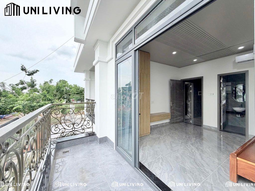 Cách ĐH Tài chính Markrting 15p đi xe, thuận đi q2, 10p tới thủ thiêm