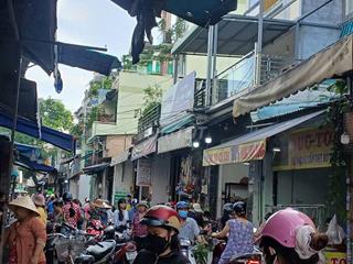 Bán nhà mặt tiền kinh doanh ngay chợ