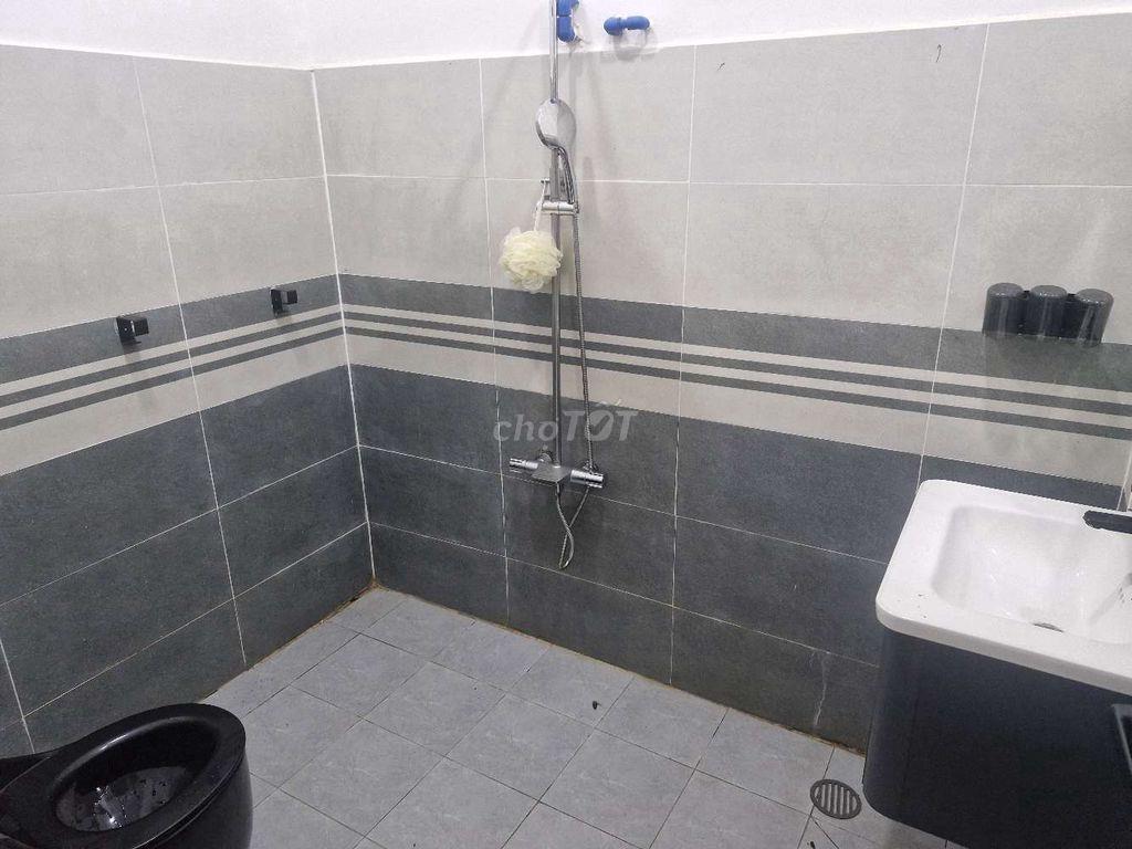 cho thuê nhà Chính chủ hẻm xe hơi gần chợ liên khu 5 -6