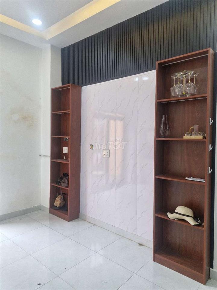 cho thuê nhà Chính chủ hẻm xe hơi gần chợ liên khu 5 -6