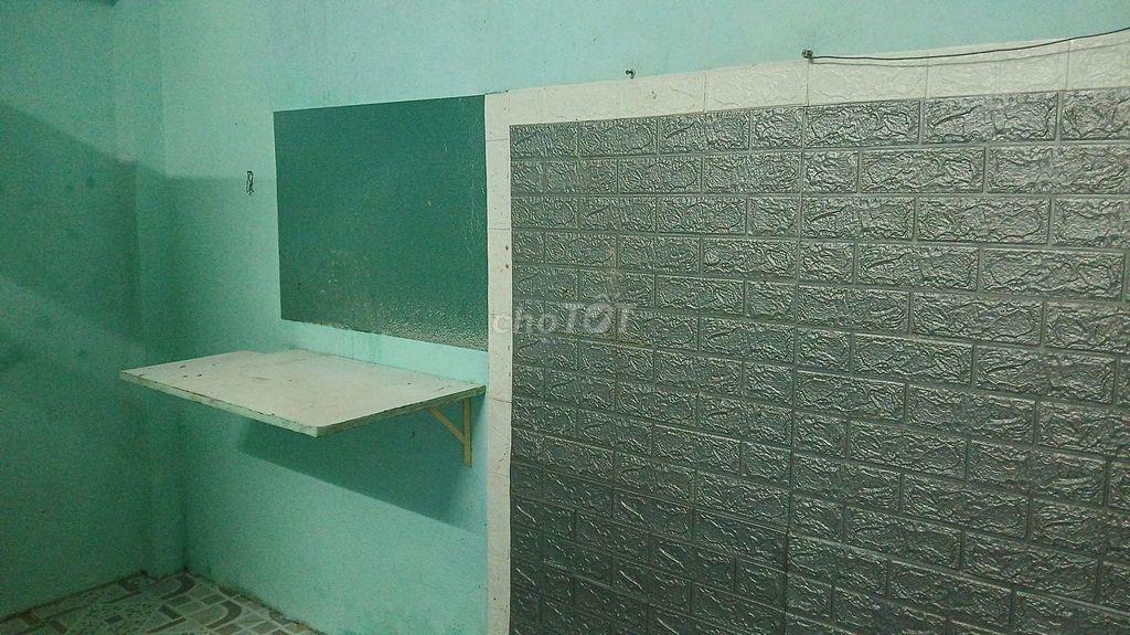 Phòng trọ giá rẻ yên tĩnh gần sieu thị chợ