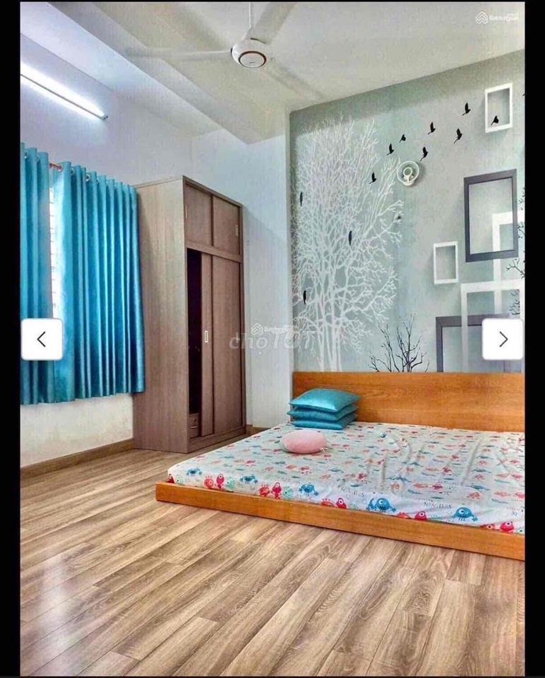 Căn hộ 80m2, shr, cc D2, p7q8