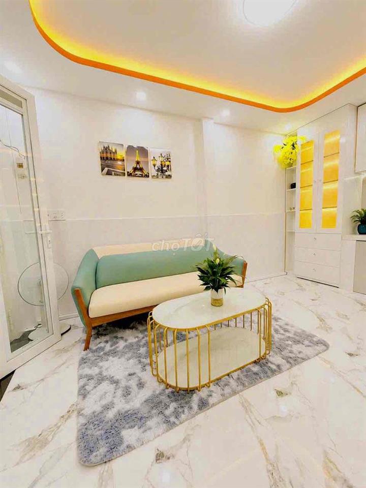 Bán nhà 4 tầng Âu Dương Lân Q8, 2PN Master+Sân thượng, Hoàn công đủ