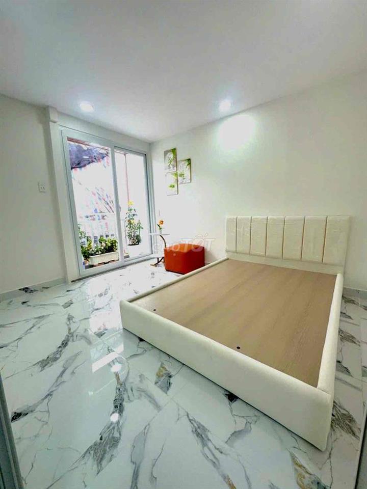 Bán nhà mới Âu Dương Lân Q8, nở hậu đắc lộc 5.4m, full nội thấtNội dun