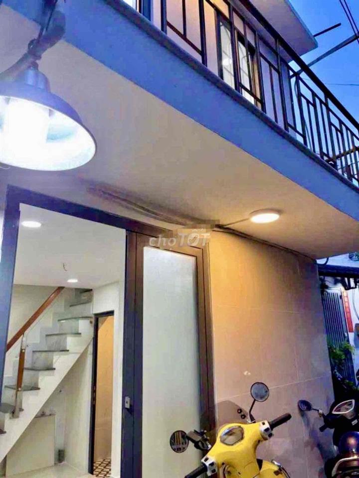 CHỈ HƠN 1 TỶ, SHR, NHÀ MỚI Q8, KO NGẬP