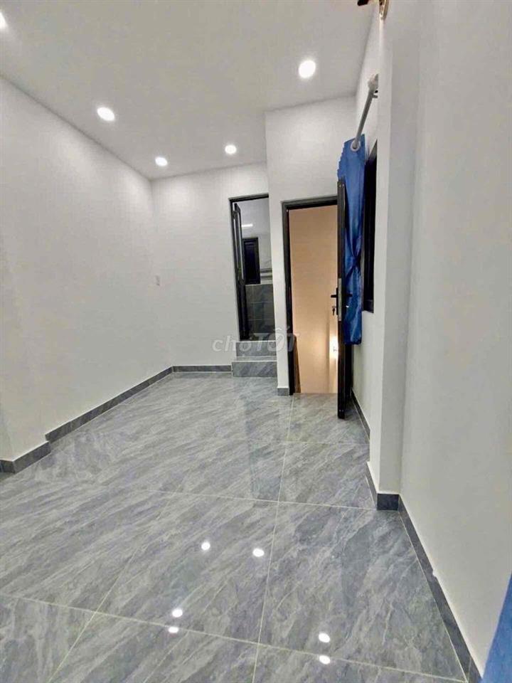 NHÀ MỚI ĐẸP ĐƯỜNG NGUYỄN DUY - NGAY CẦU CHÀ VÀ