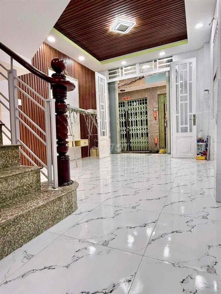 nhà hẽm q8, ko quy hoạch, ko lộ giới, 3tầng 4pn, ko ngập