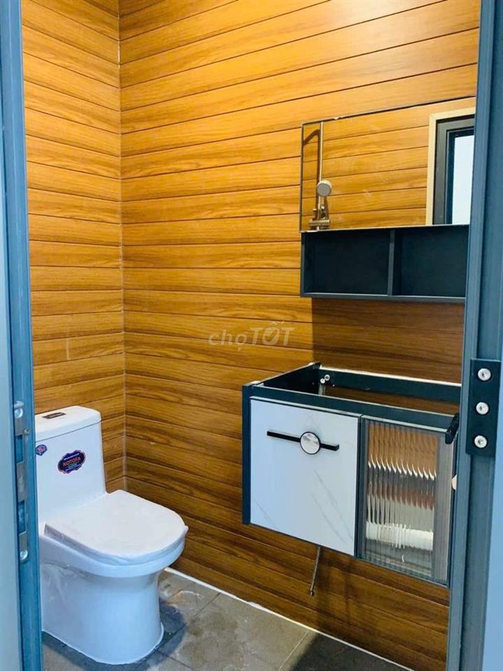 Phòng đầy đủ tiện nghi 20m2 gần ĐH FPT, GTVT