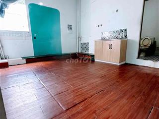 p trọ thoáng mát cửa sổ trời giá sinh viên