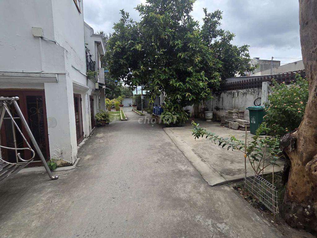 Mặt bằng cho thuê 350m2 có biệt thự nguyên căn 2 phòng ngủ